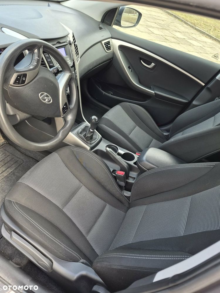 Hyundai i30 1.4 Trend - 10