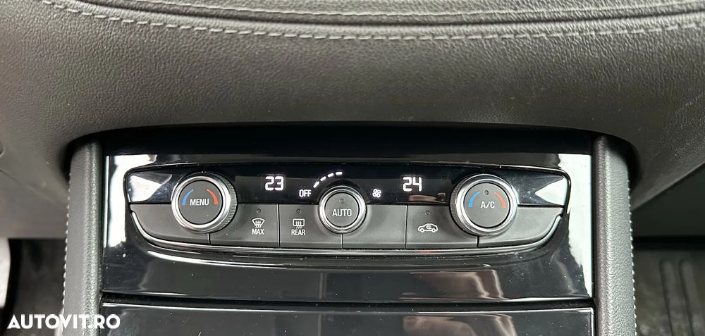 Opel Grandland X - 14