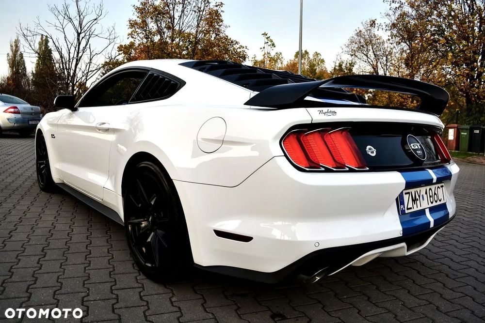Ford Mustang 5.0 V8 Black Edition - 25