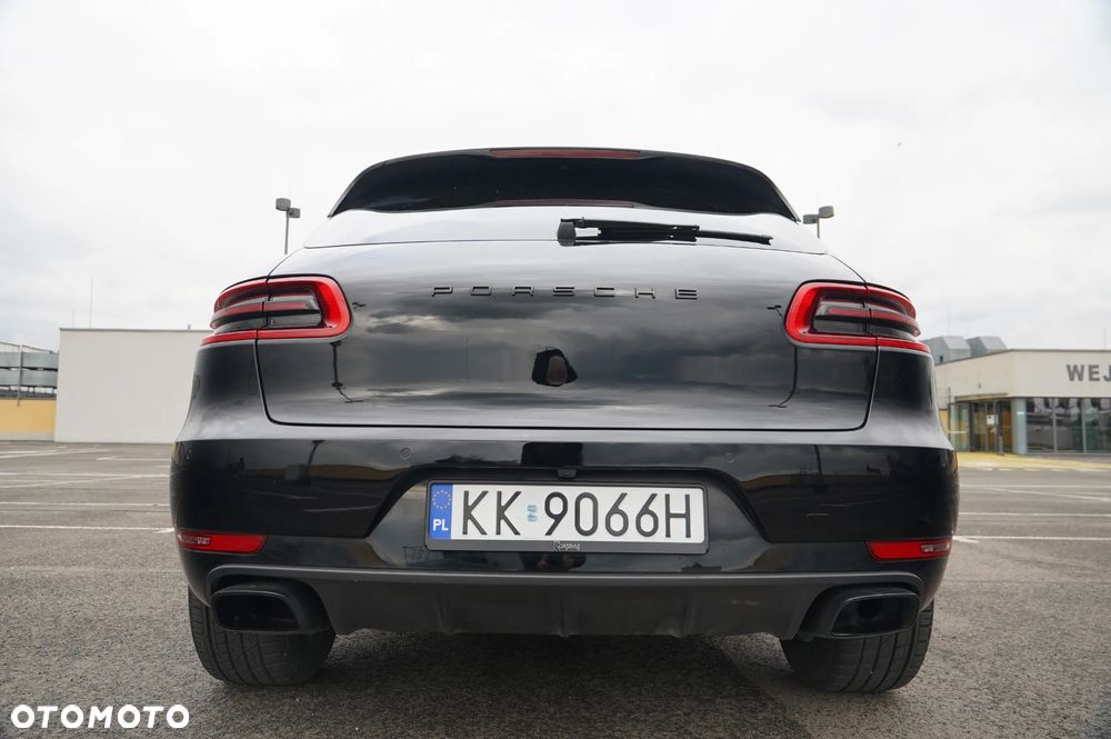 Porsche Macan - 25