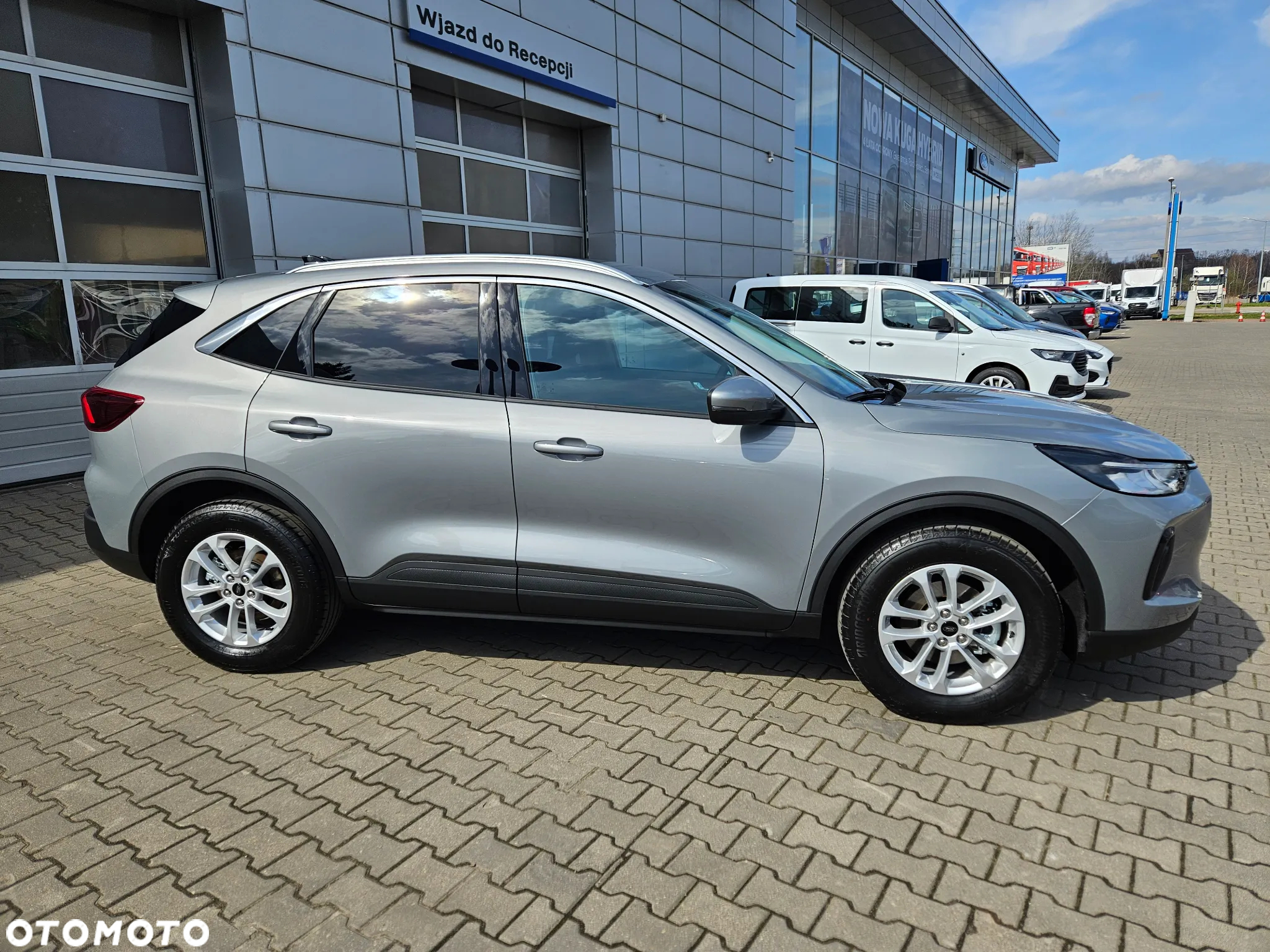 Ford Kuga 1.5 EcoBoost FWD Titanium - 6