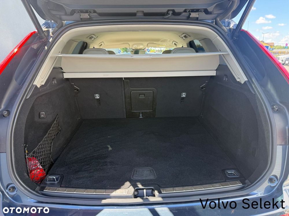 Volvo XC 60 - 35