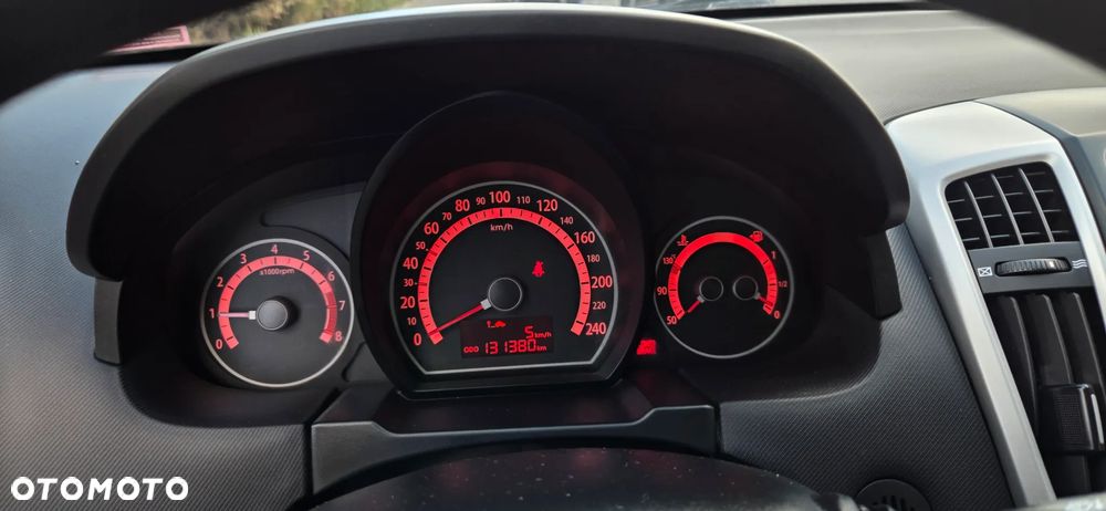 Kia Ceed 1.4 CVVT Dream-Team Edition - 24