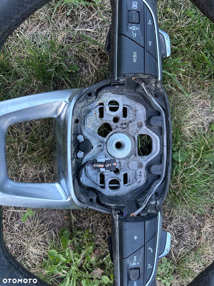Kierownica multifunkcyjna AUDI RSQ3 łopatki ścięty dół - 3