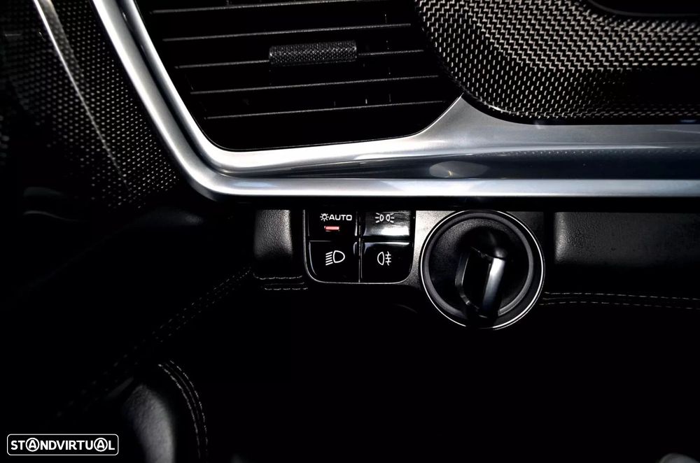 Porsche Panamera - 15
