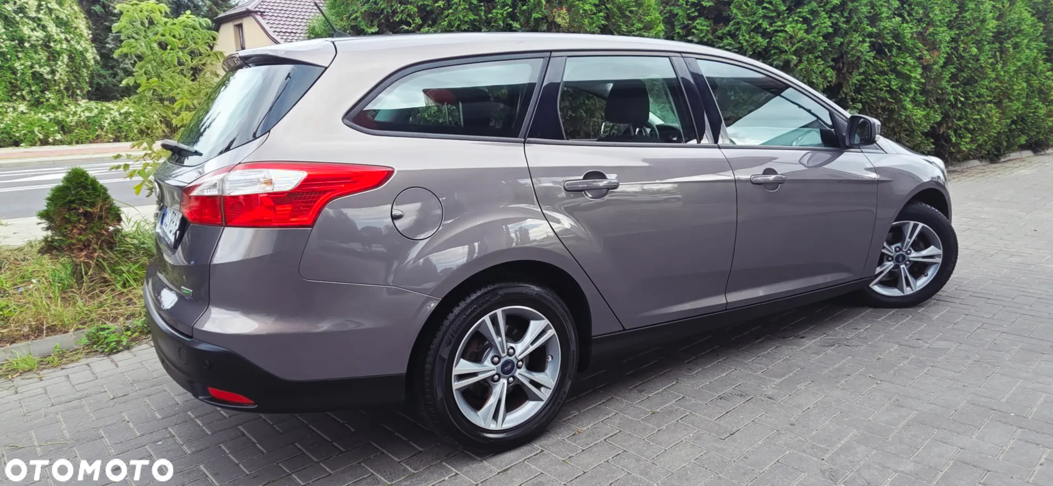 Ford Focus - 12