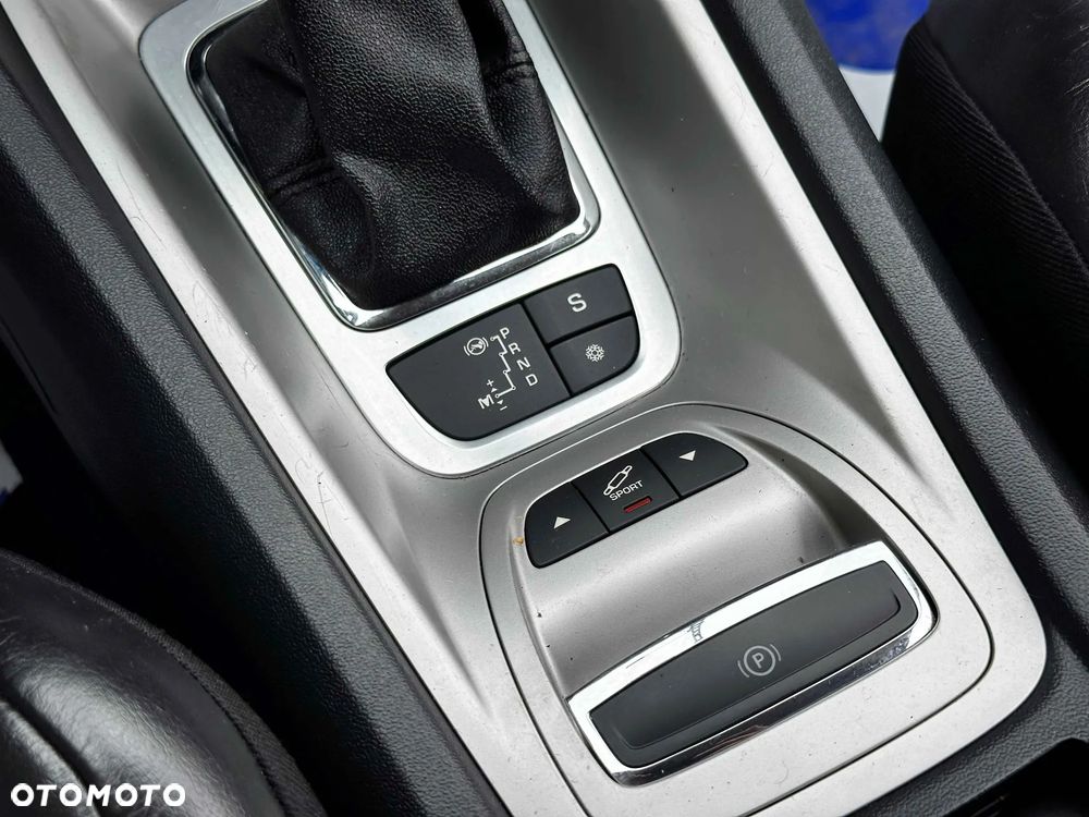 Citroën C5 2.0i 16V Exclusive Equilibre Navi - 24