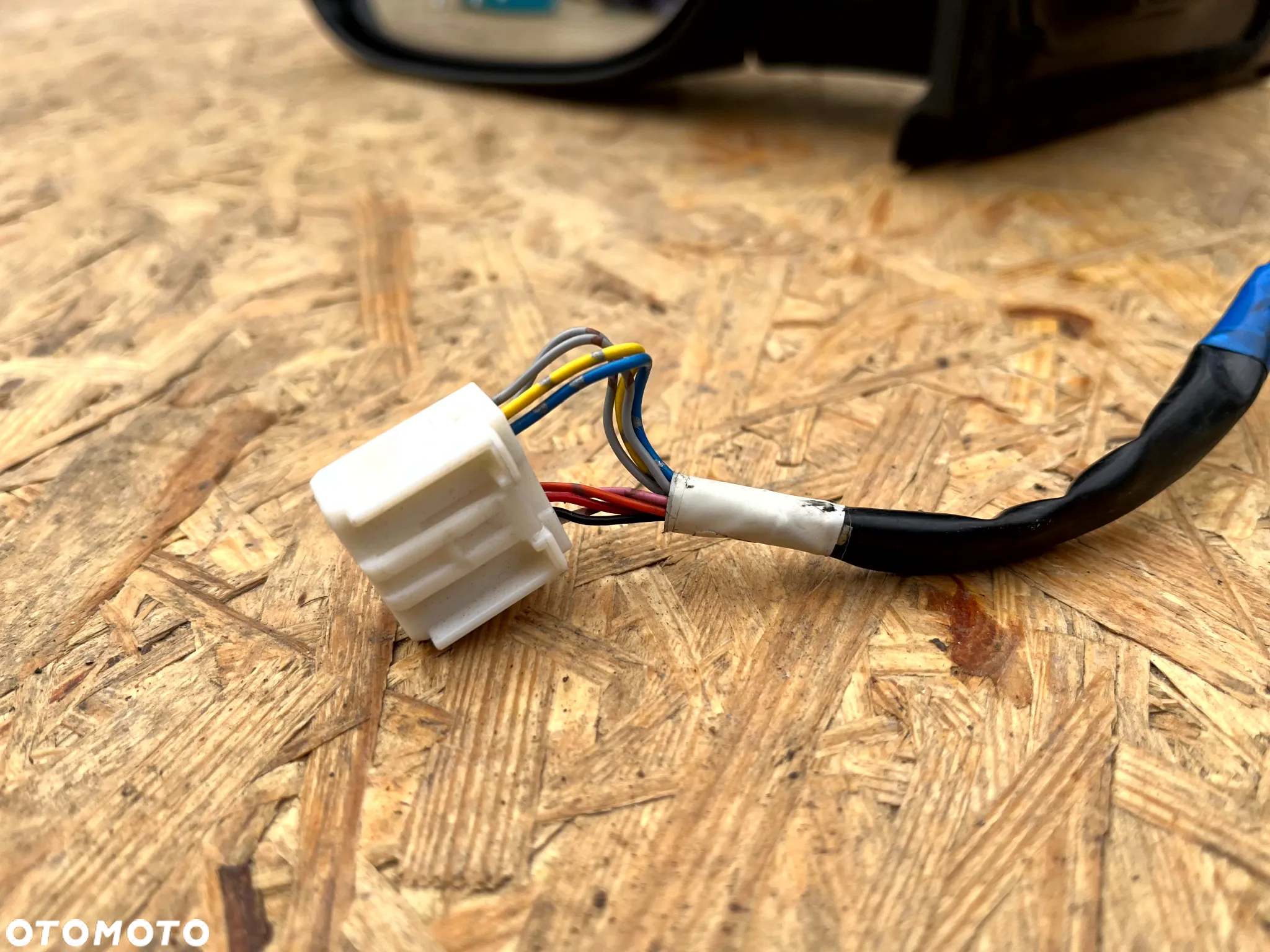 TOYOTA URBAN CRUISER LUSTERKO LEWE 7 PIN EUROPA - 4