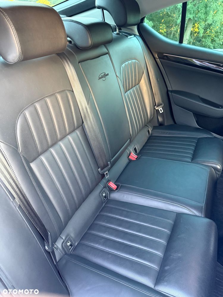 Skoda Superb 1.8 TSI L&K DSG - 28