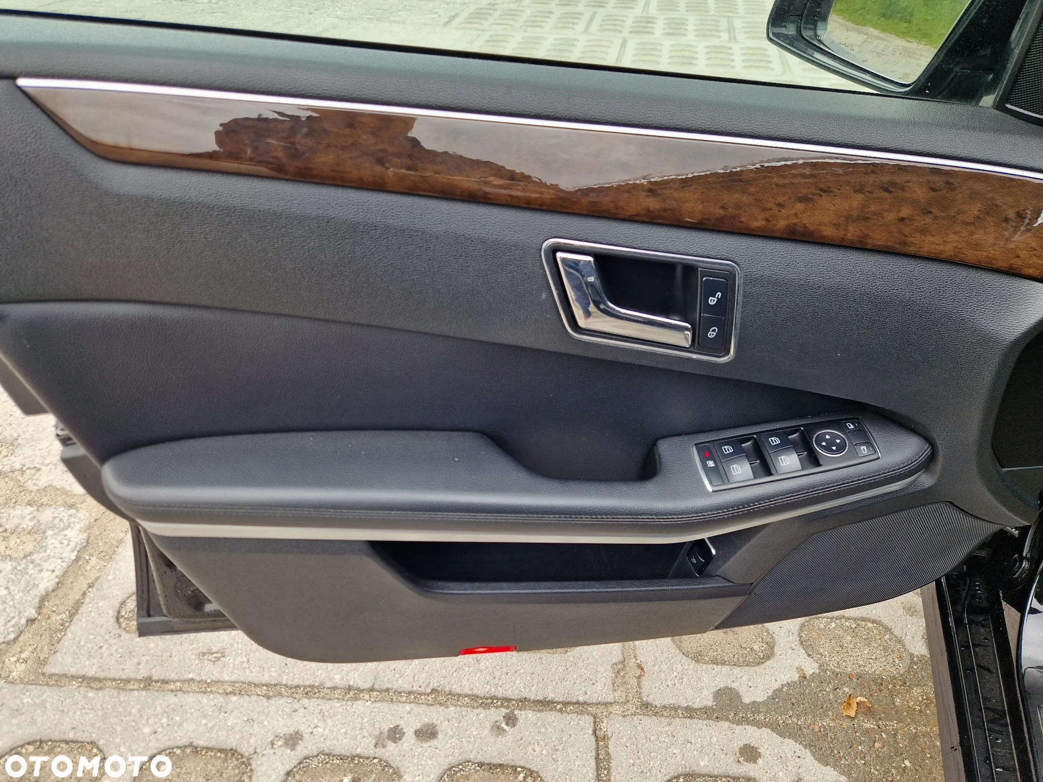 Mercedes-Benz Klasa E 200 T BlueTEC 7G-TRONIC Avantgarde - 22