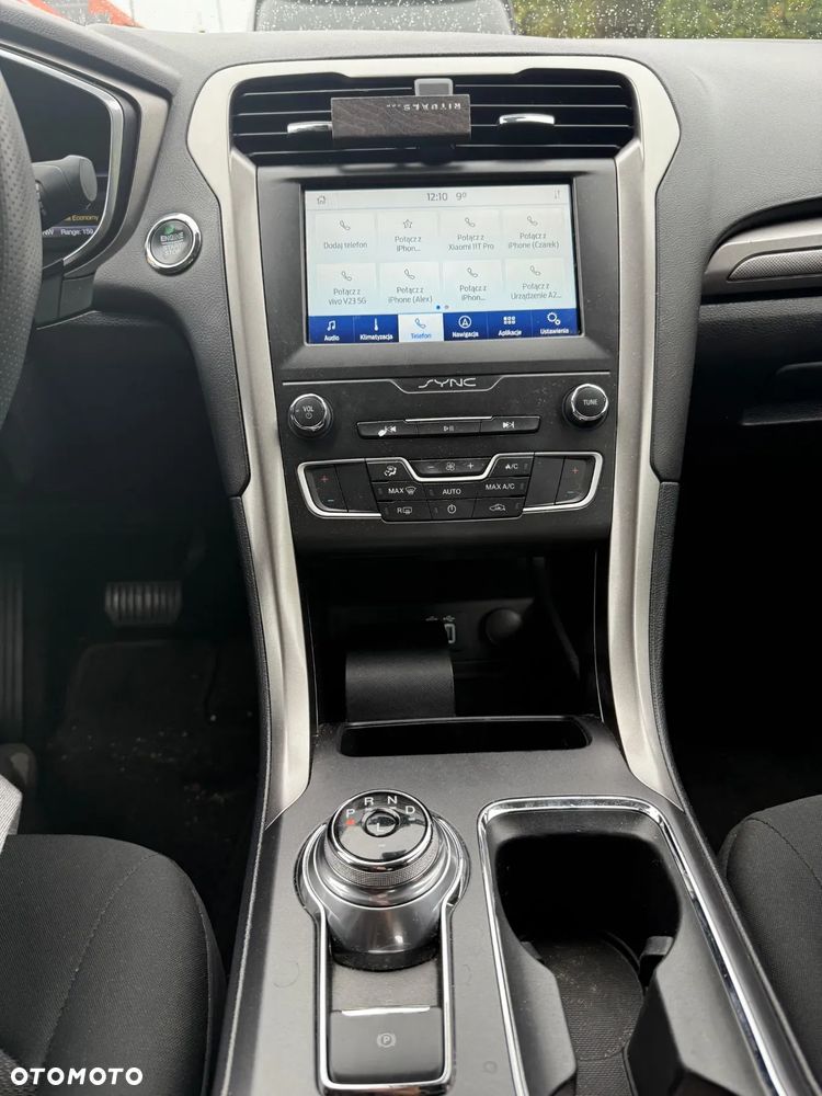 Ford Fusion - 8