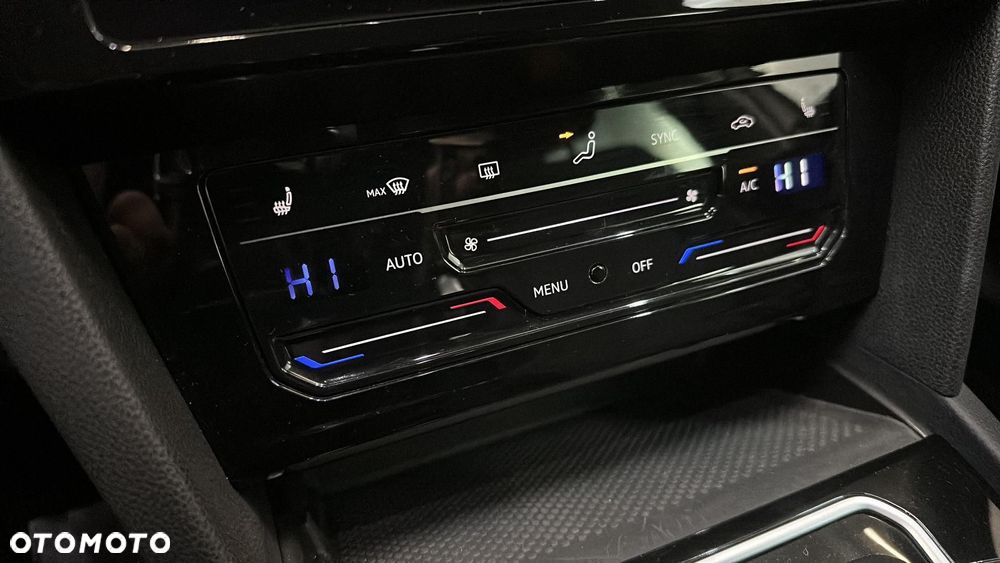 Volkswagen Passat 1.5 TSI EVO Business DSG - 27