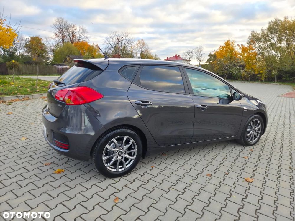 Kia Ceed 1.4 CVVT - 5