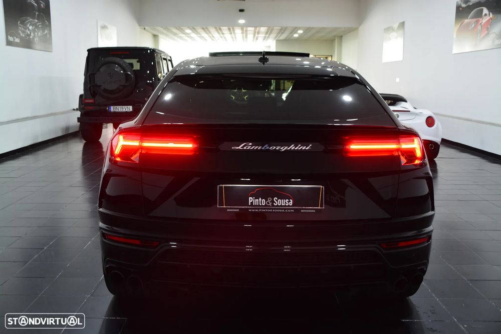 Lamborghini Urus 4.0 V8 - 8