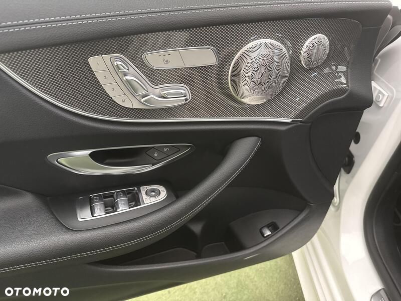 Mercedes-Benz Klasa E 220 d 4-Matic AMG - 12