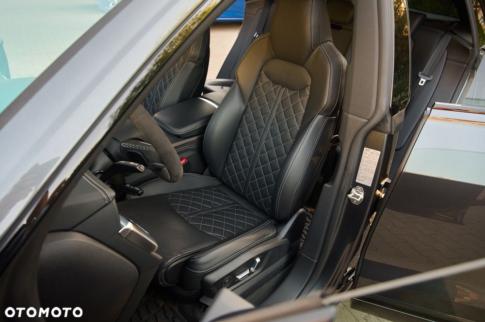 Audi SQ8 - 26