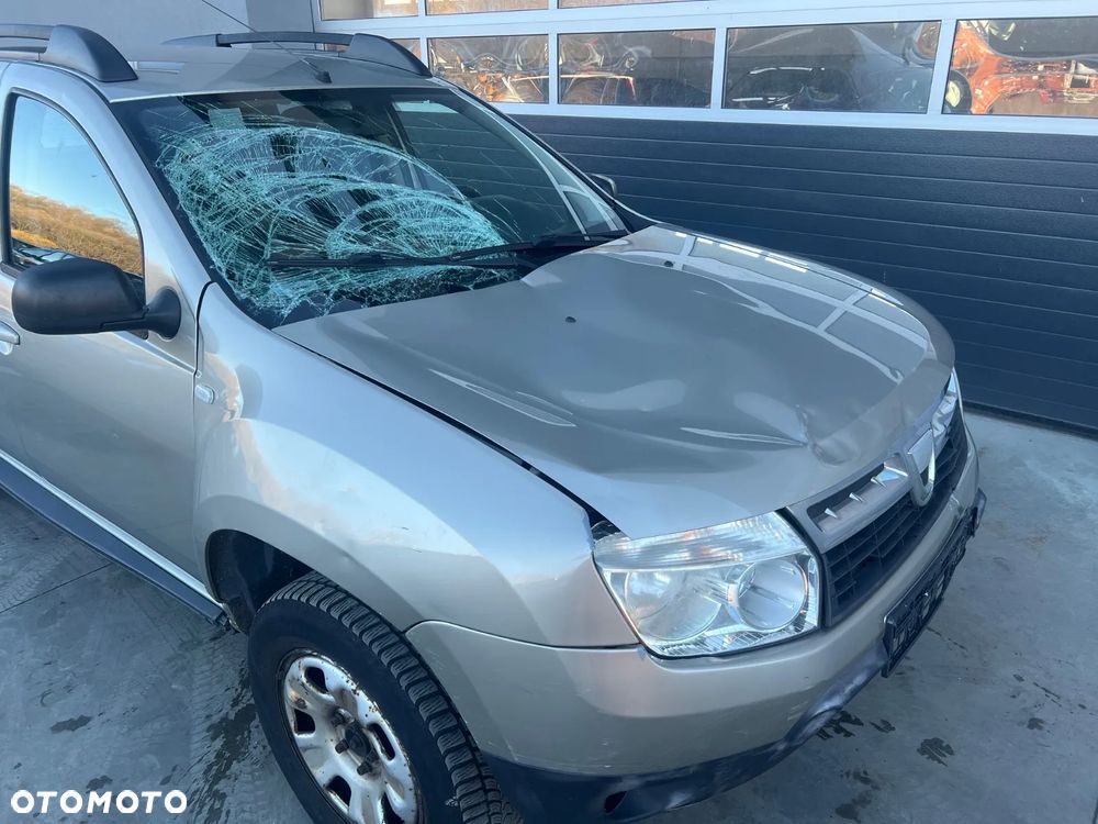 Dacia Duster 1.6 Laureate - 17