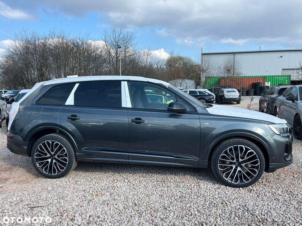 Audi Q7 - 7