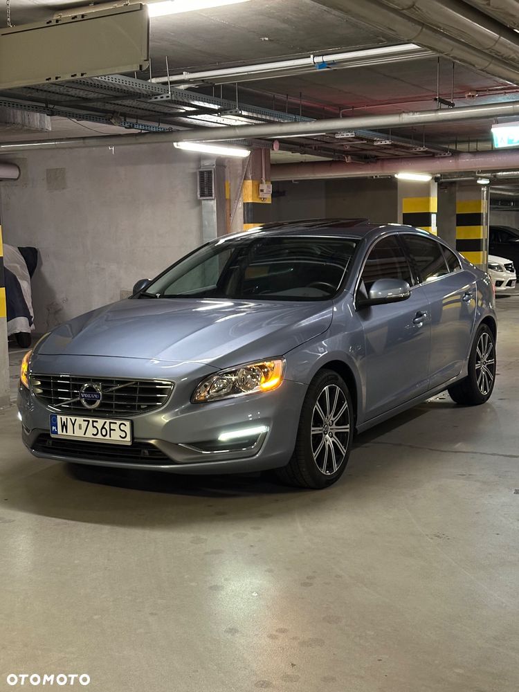 Volvo S60 2017 photo 2