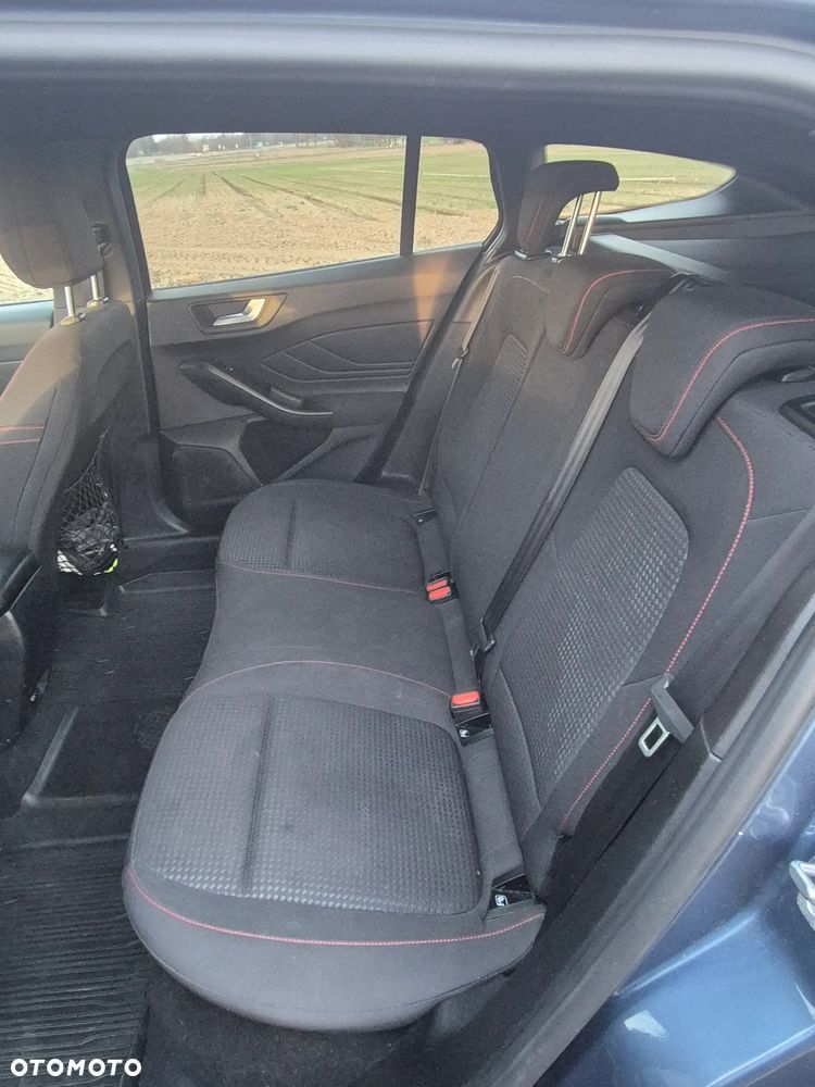 Ford Focus 2.0 EcoBlue ST-Line - 13