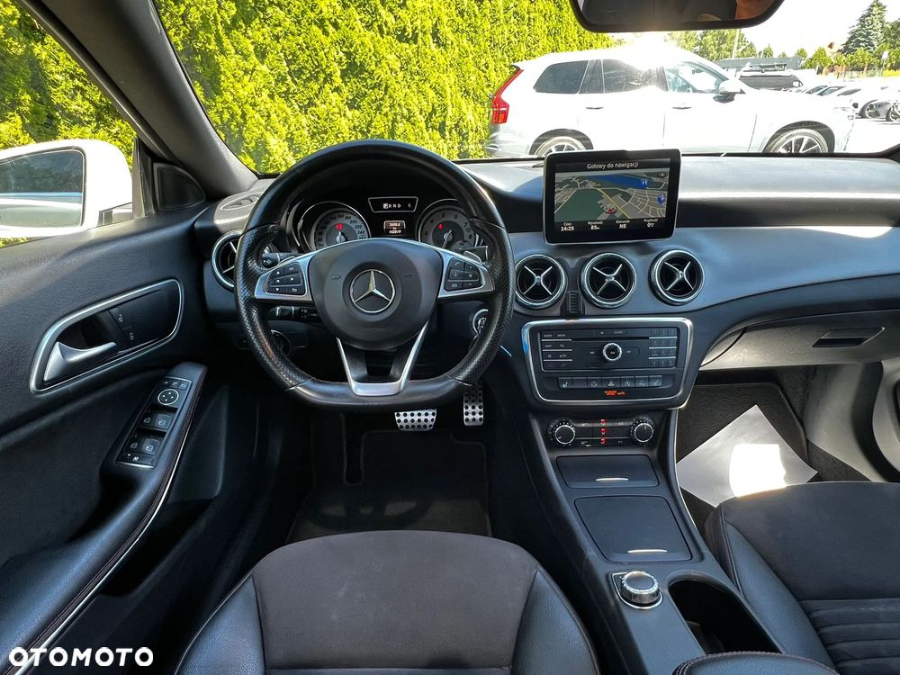 Mercedes-Benz CLA 180 7G-DCT AMG Line - 9