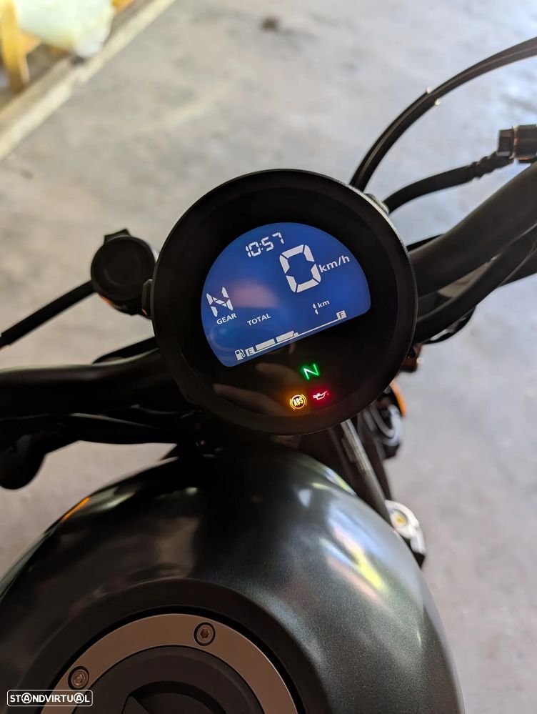 Honda CMX - 6