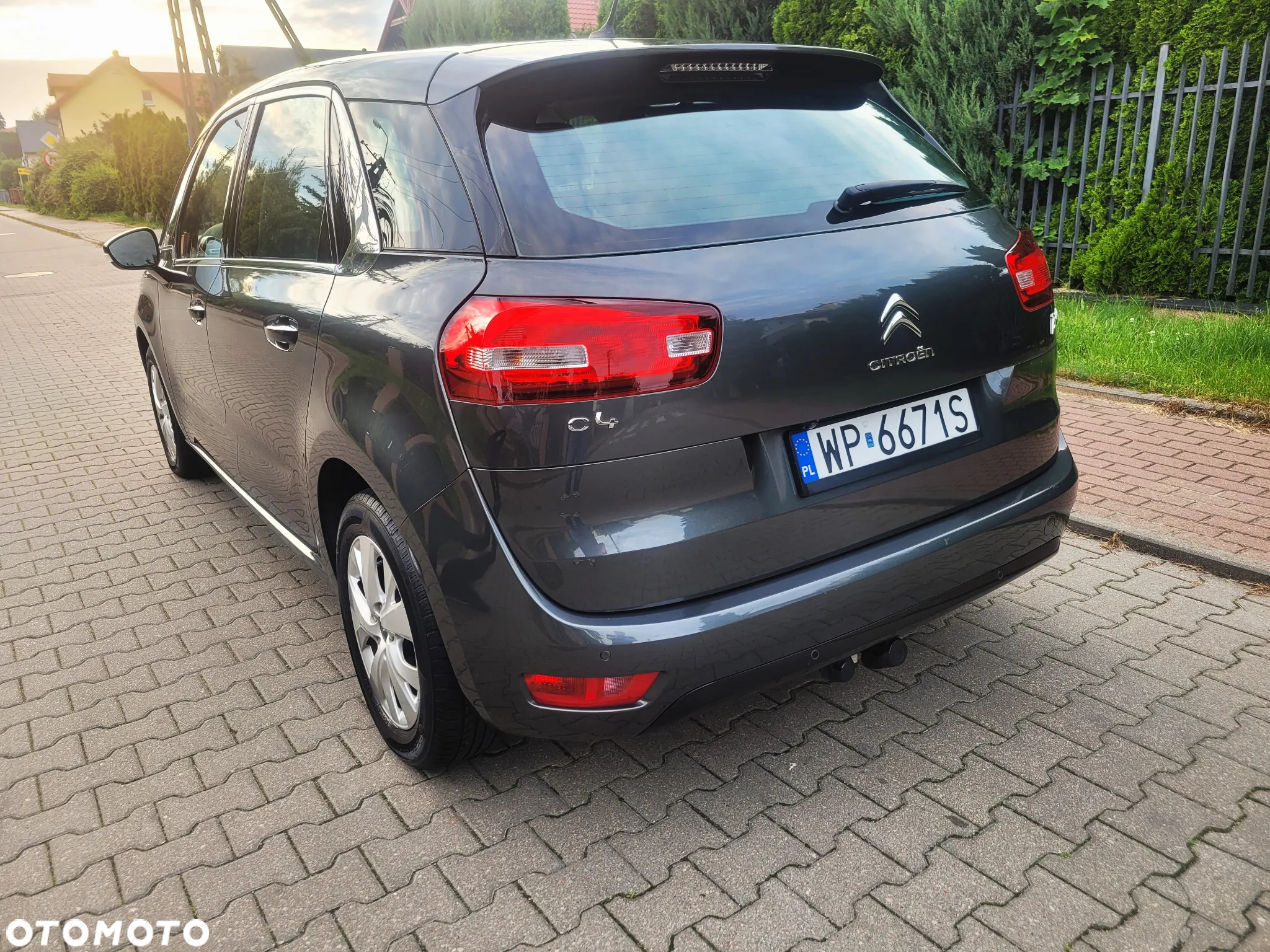 Citroën C4 Picasso 1.6 THP Exclusive - 8