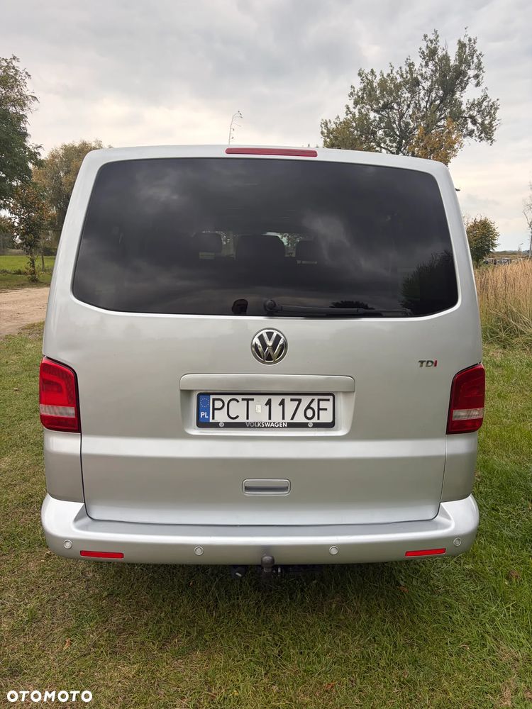 Volkswagen Caravelle 2011 photo 5