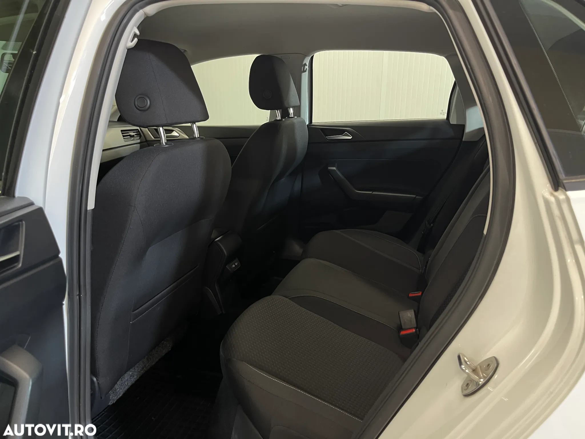 Volkswagen Polo 1.6 TDI Comfortline - 10