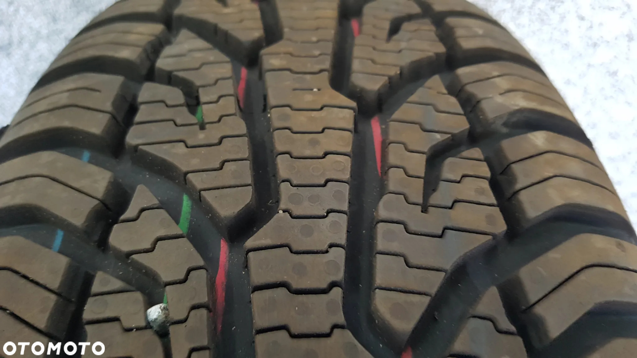 UNIROYAL ALLSEASON EXPERT 2  195/60R15  195/60/15 - 4