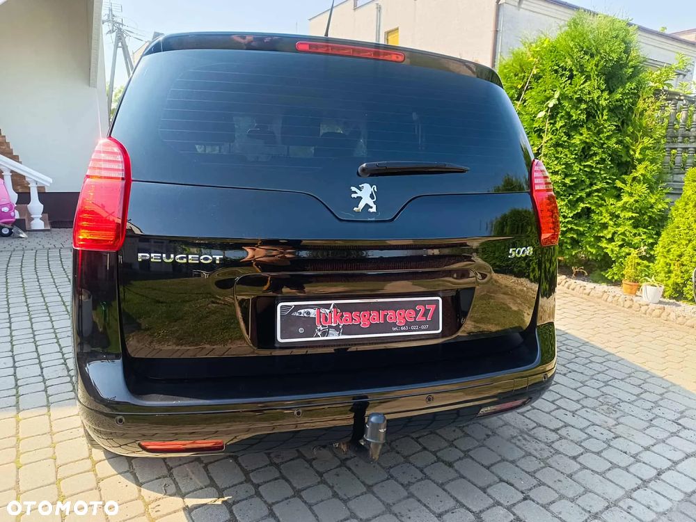 Peugeot 5008 1.6 THP Family 7os - 2