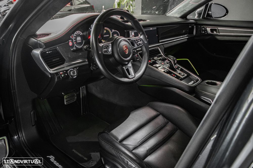 Porsche Panamera Sport Turismo Turbo - 8