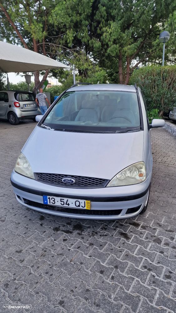 Ford Galaxy 1.9 TDi GLX - 4