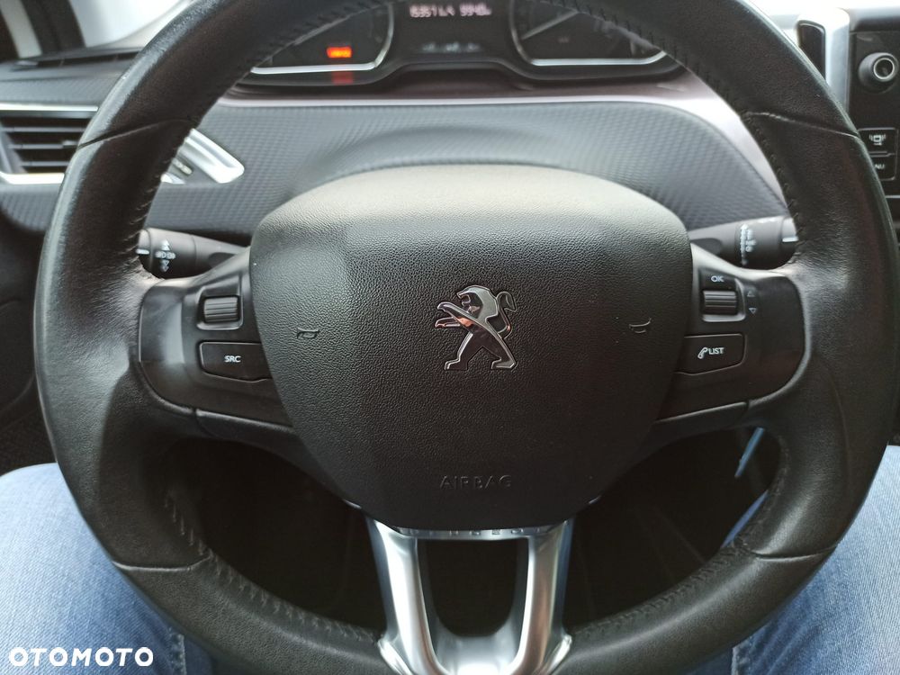 Peugeot 2008 PureTech 82 Active - 17