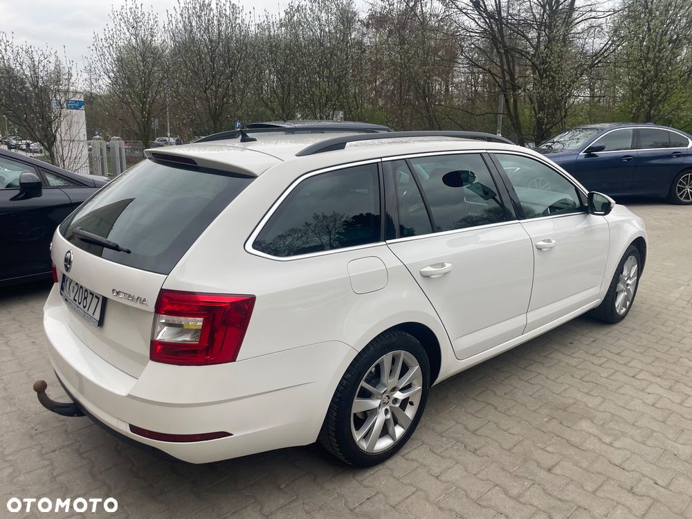 Skoda Octavia 2.0 TDI Ambition DSG - 5