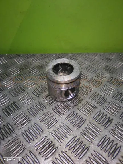 PEÇAS AUTO USADAS para Renault Master III 2.3Dci 2016 Monta Motor M9T680, M9T706, M9T708 - 9