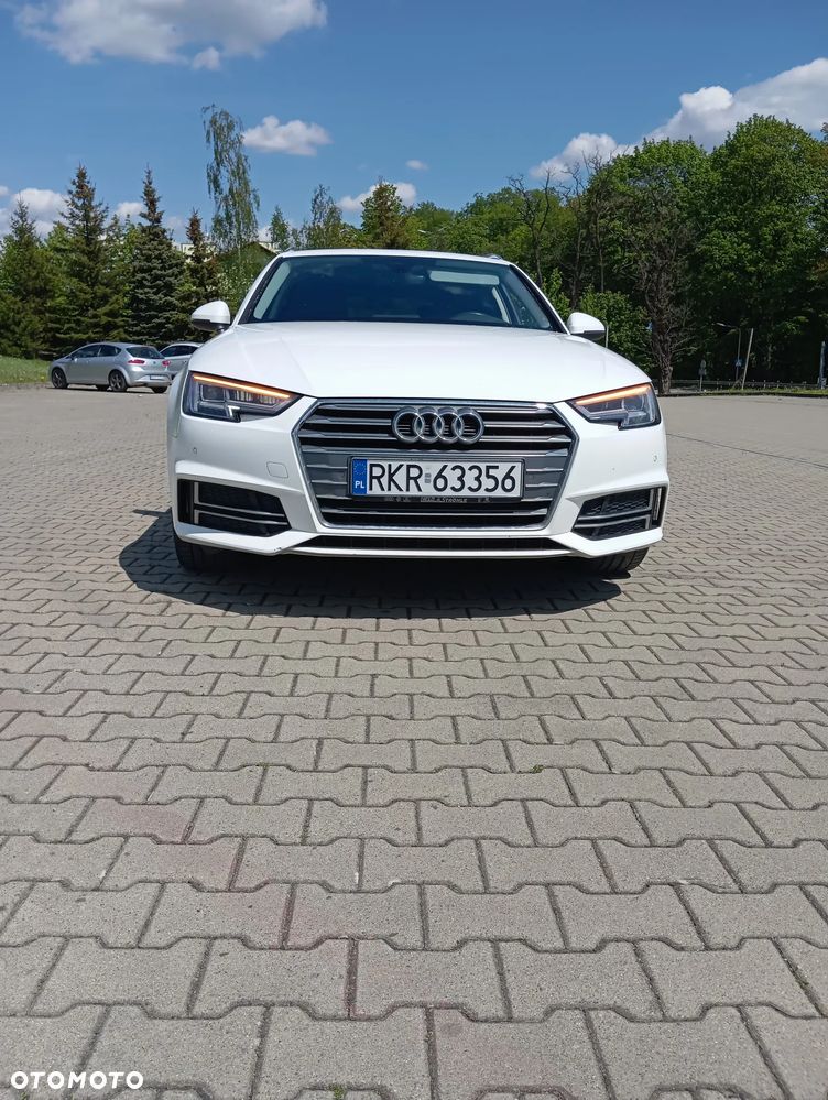 Audi A4 Avant - 16