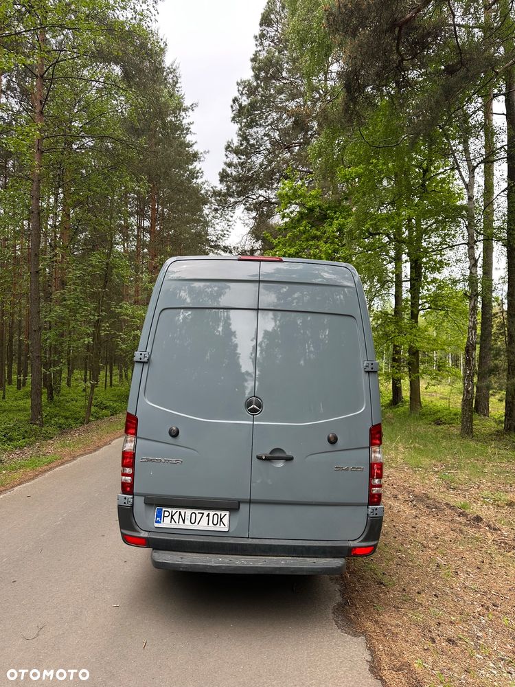 Mercedes-Benz Sprinter - 5