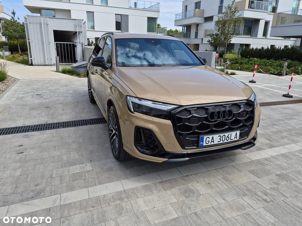 Audi Q7 TFSI e PHEV 290 kW Quattro S Line Tiptr - 10