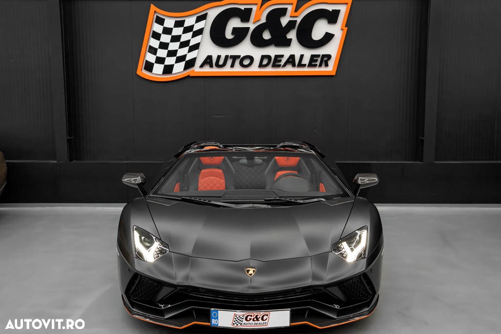Lamborghini Aventador S Roadster - 3