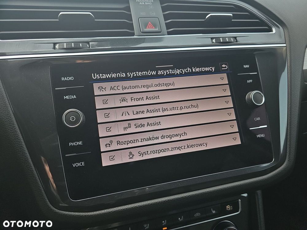 Volkswagen Tiguan Allspace 2.0 TDI 4Mot SCR Comfortline DSG 7os - 33