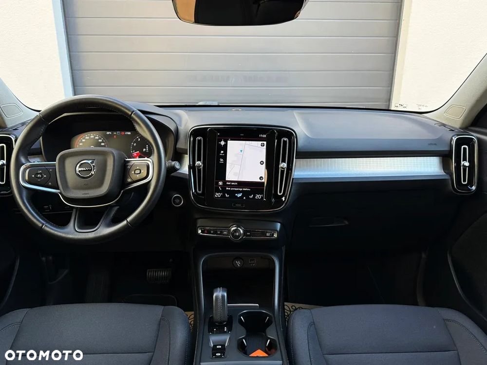 Volvo XC 40 B4 B AWD Geartronic Momentum Pro - 18