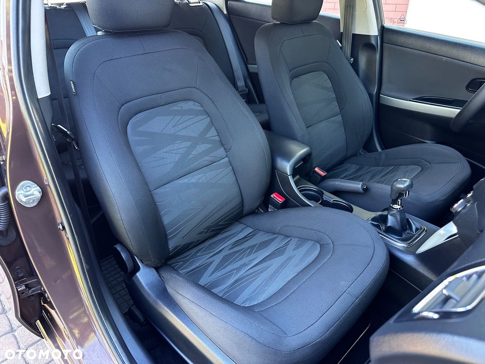Kia Ceed 1.4 CVVT Fifa World Cup Edition - 24