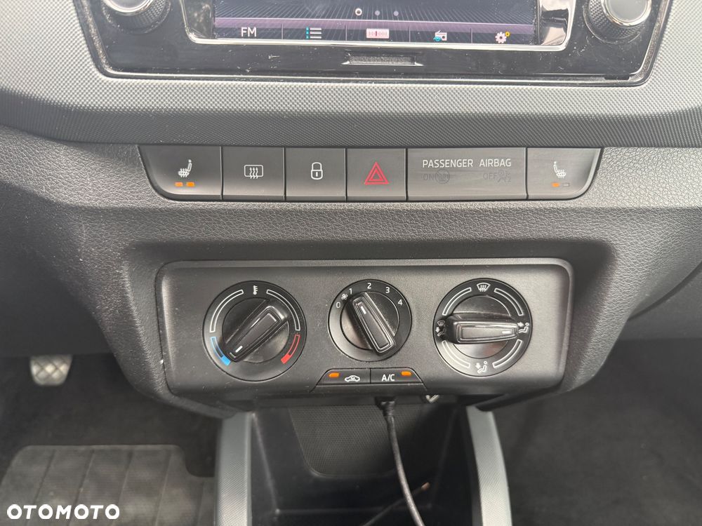 Skoda Fabia 1.0 Clever - 16