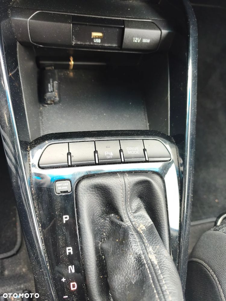 Kia Rio 1.0 T-GDI 100 DCT7 Spirit - 34