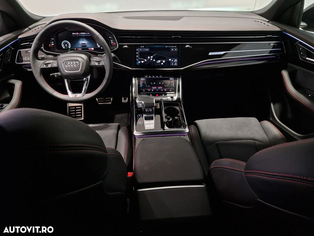 Audi Q8 55 TFSI e quattro Tiptronic PHEV - 12