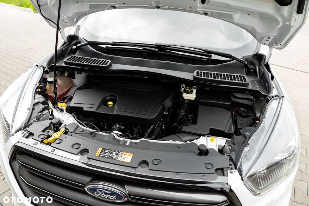 Ford Kuga 2.0 TDCi 4x4 ST-Line - 37