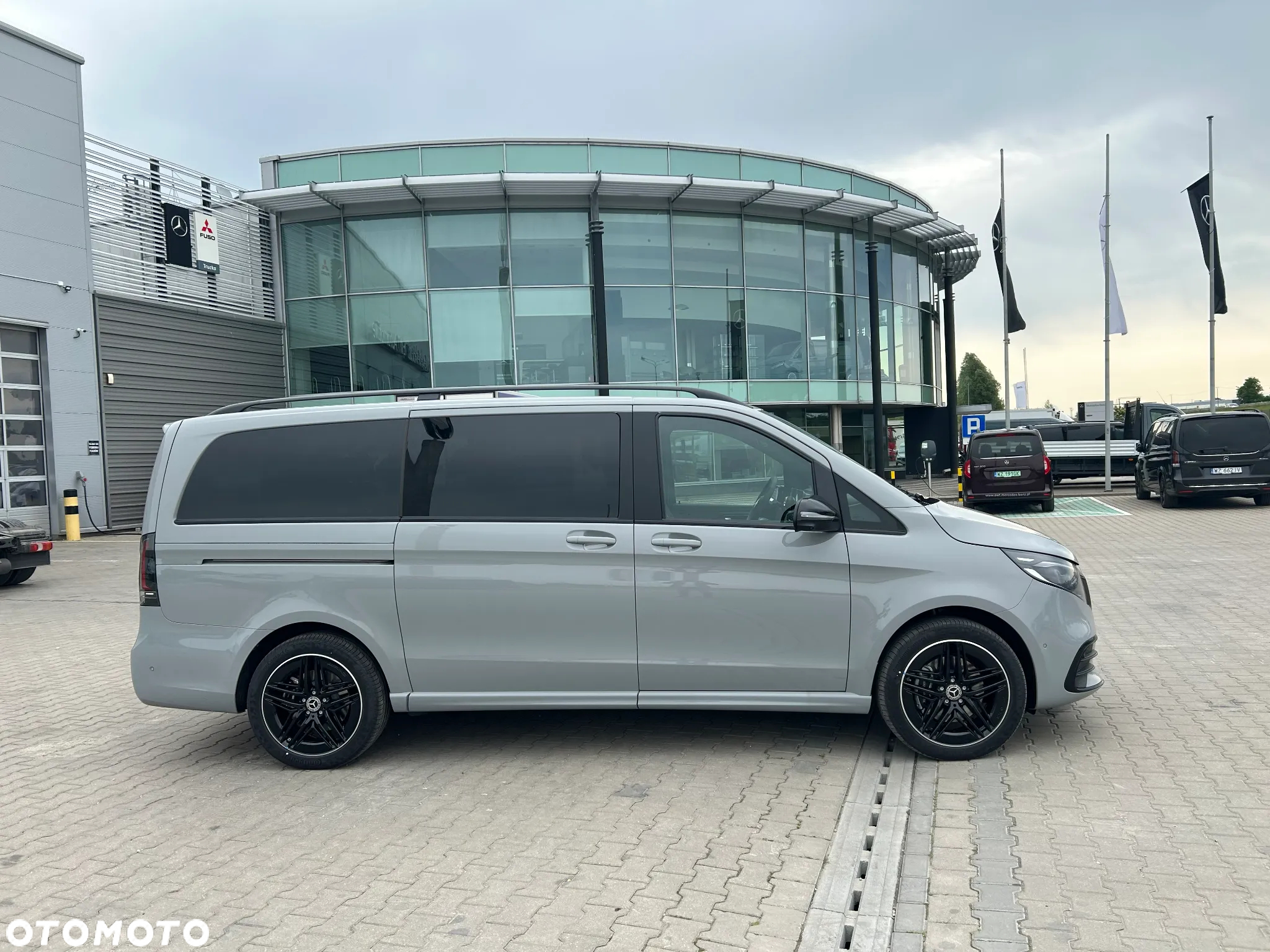 Mercedes-Benz Klasa V 300 d 4-Matic 9G-Tronic Exclusive (d³ugi) - 3