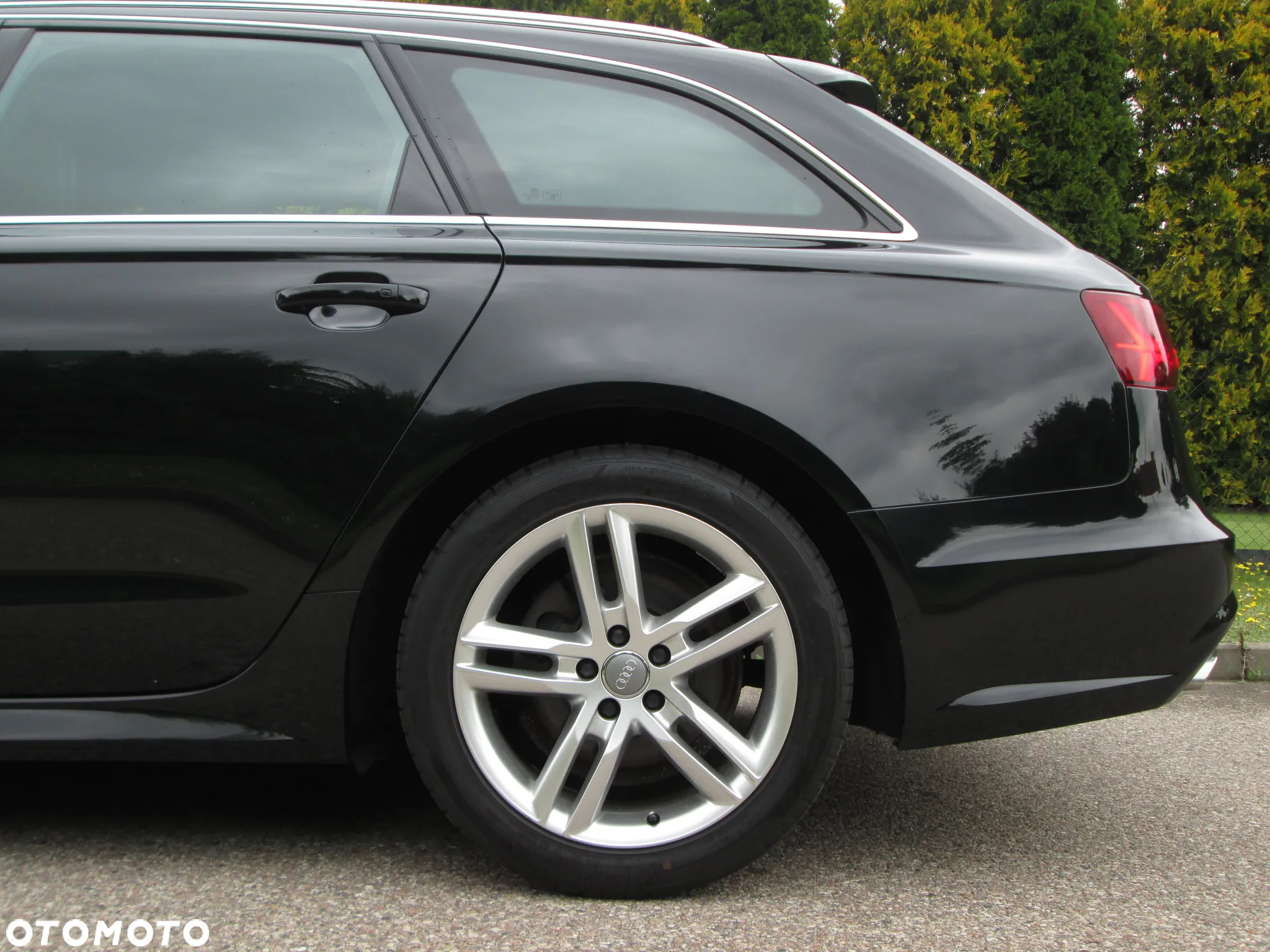 Audi A6 Avant 2.0 TDI Ultra S tronic - 23