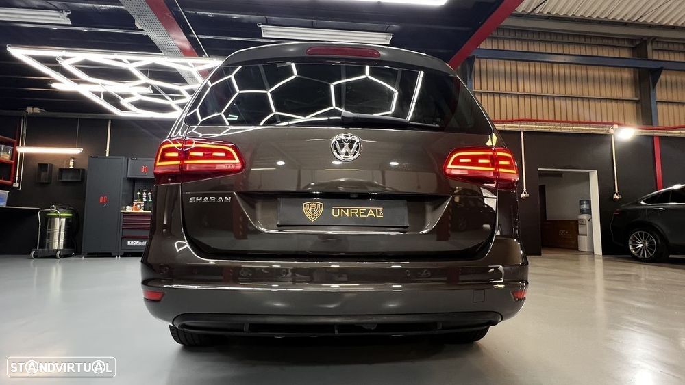 VW Sharan 2.0 TDI Blue Highline DSG - 5